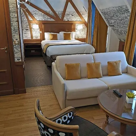 Hotel Gavarni 3*