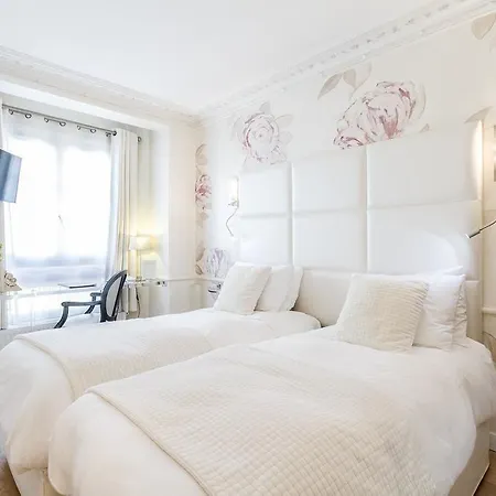 Gavarni Hotel 3*